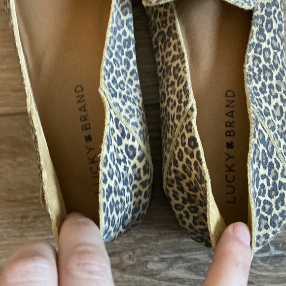 Lucky Brand Cahill Loafer Flat Leopard Women's 9.5 suede. Fold down heel Mule - Picture 6 of 9